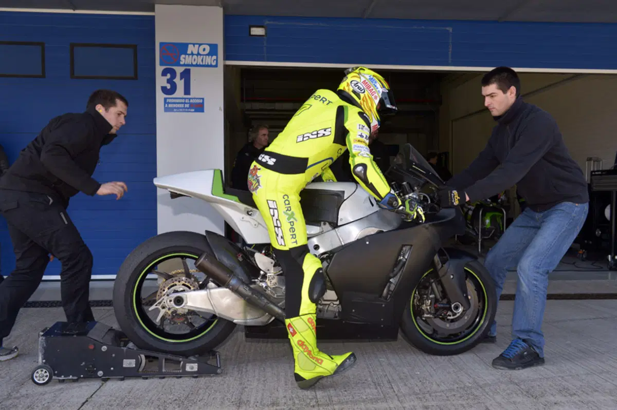 Aprilia e Kawasaki provano le MotoGP a Jerez (3)