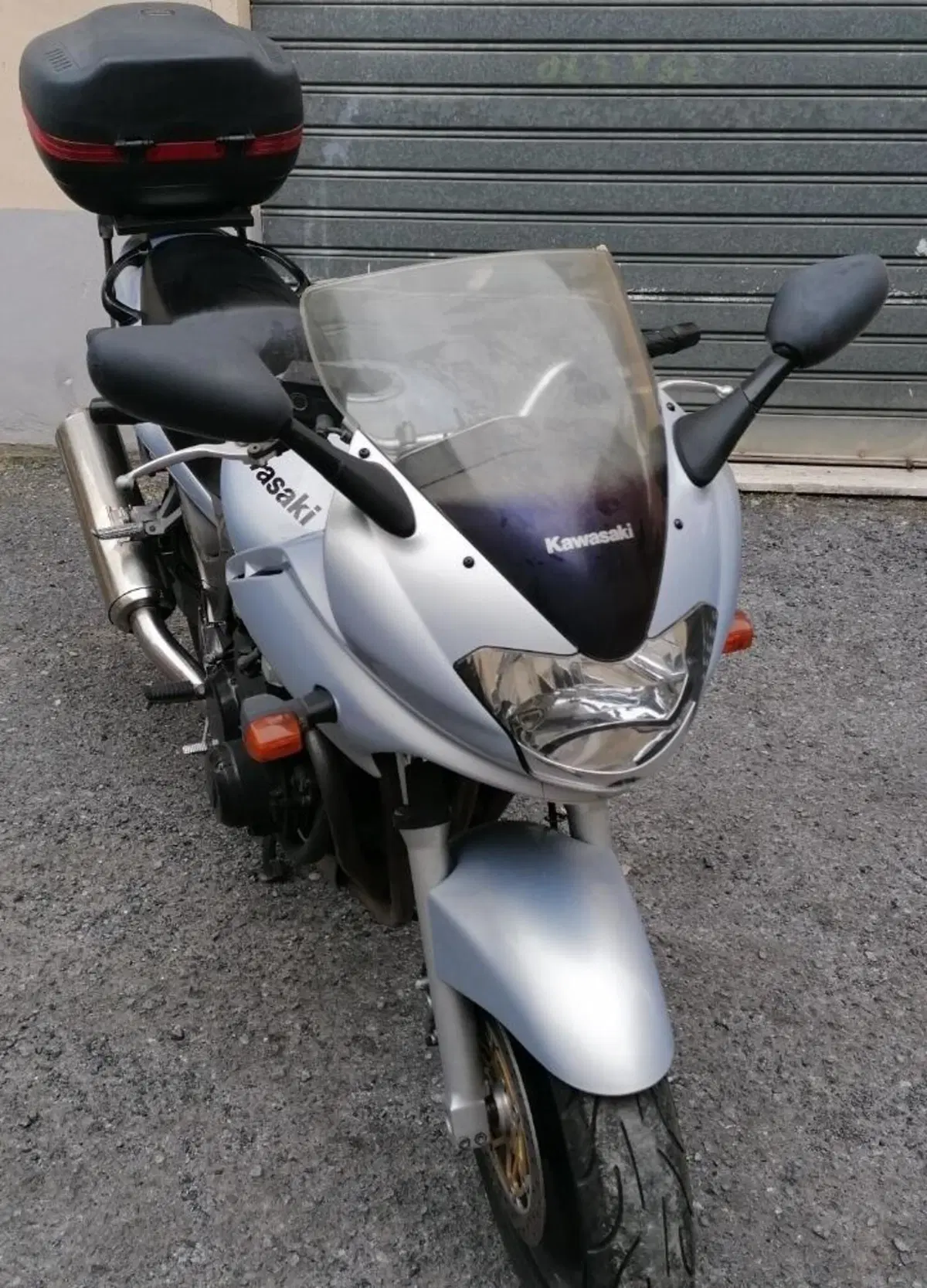Kawasaki ZR-7 (2001 - 04) (3)