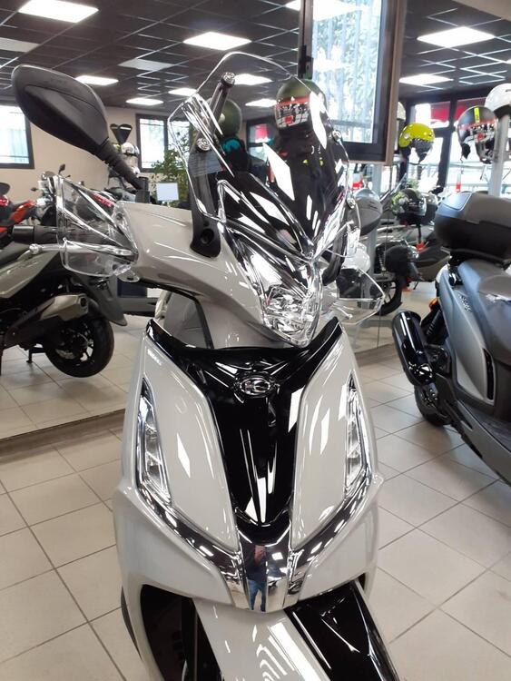 Kymco Agility 300i Noodoe (2021 - 24) (4)