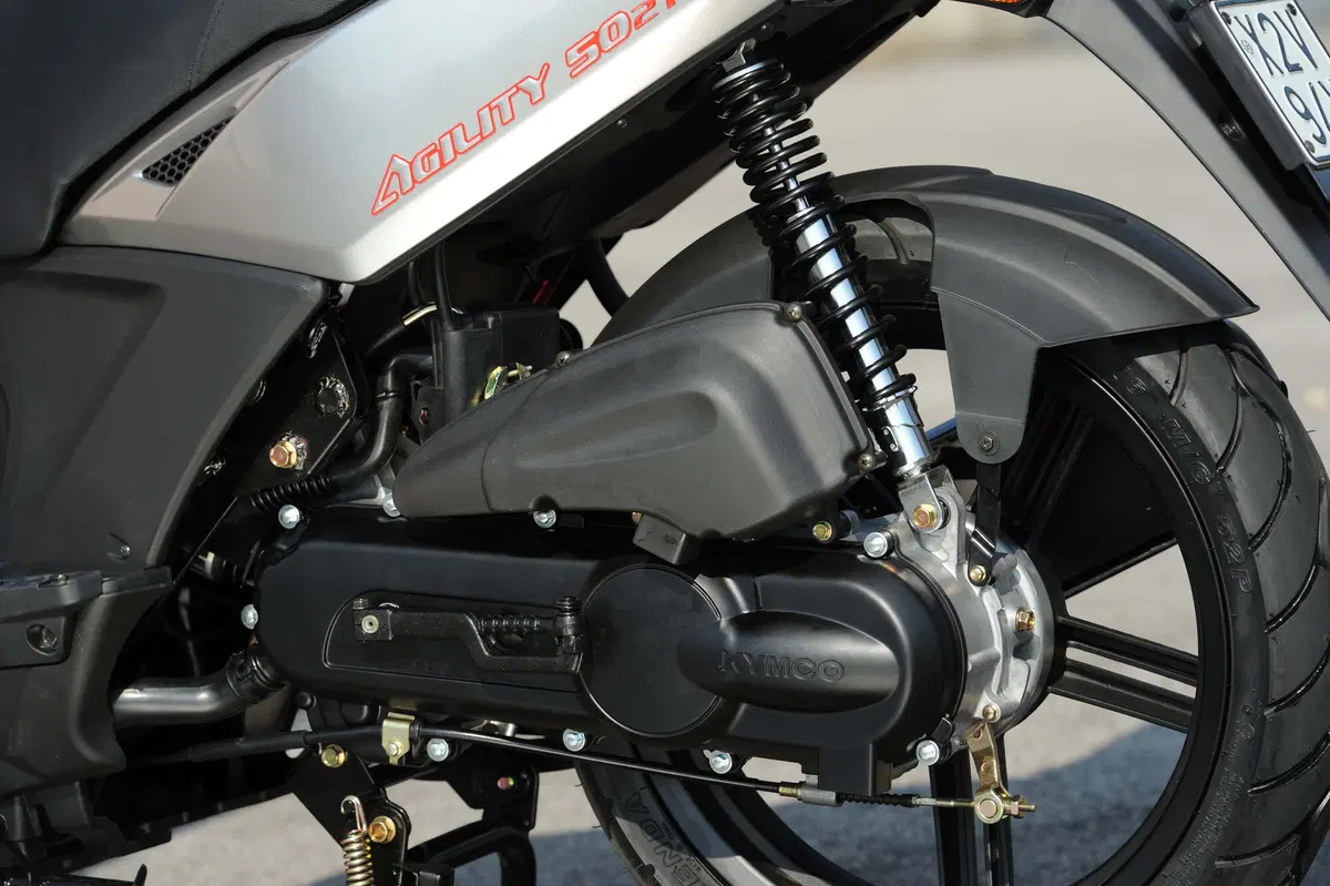 Kymco Agility 50 Agility 50 R16 2t (2010 - 16) (11)