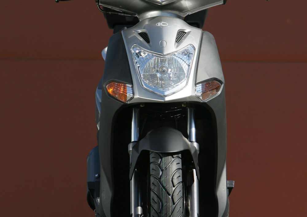 Kymco Agility 50 R16 (2008 - 16) (4)