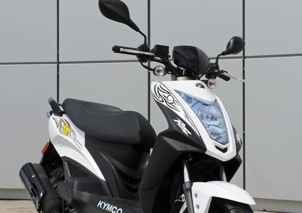 Kymco Agility 50 RS naked (2010 - 20) (4)