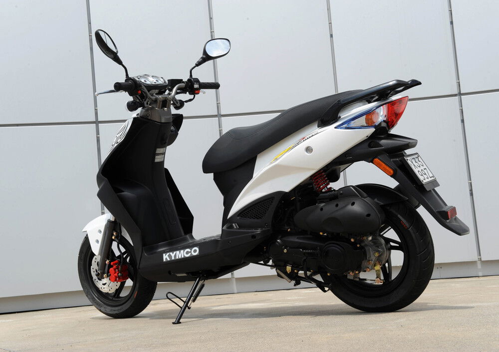 Kymco Agility 50 RS naked (2010 - 20) (5)