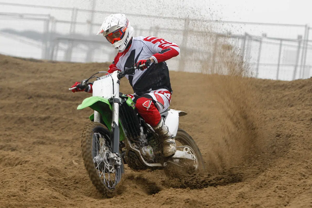 Kawasaki KX 450 F 4T 2015 (4)