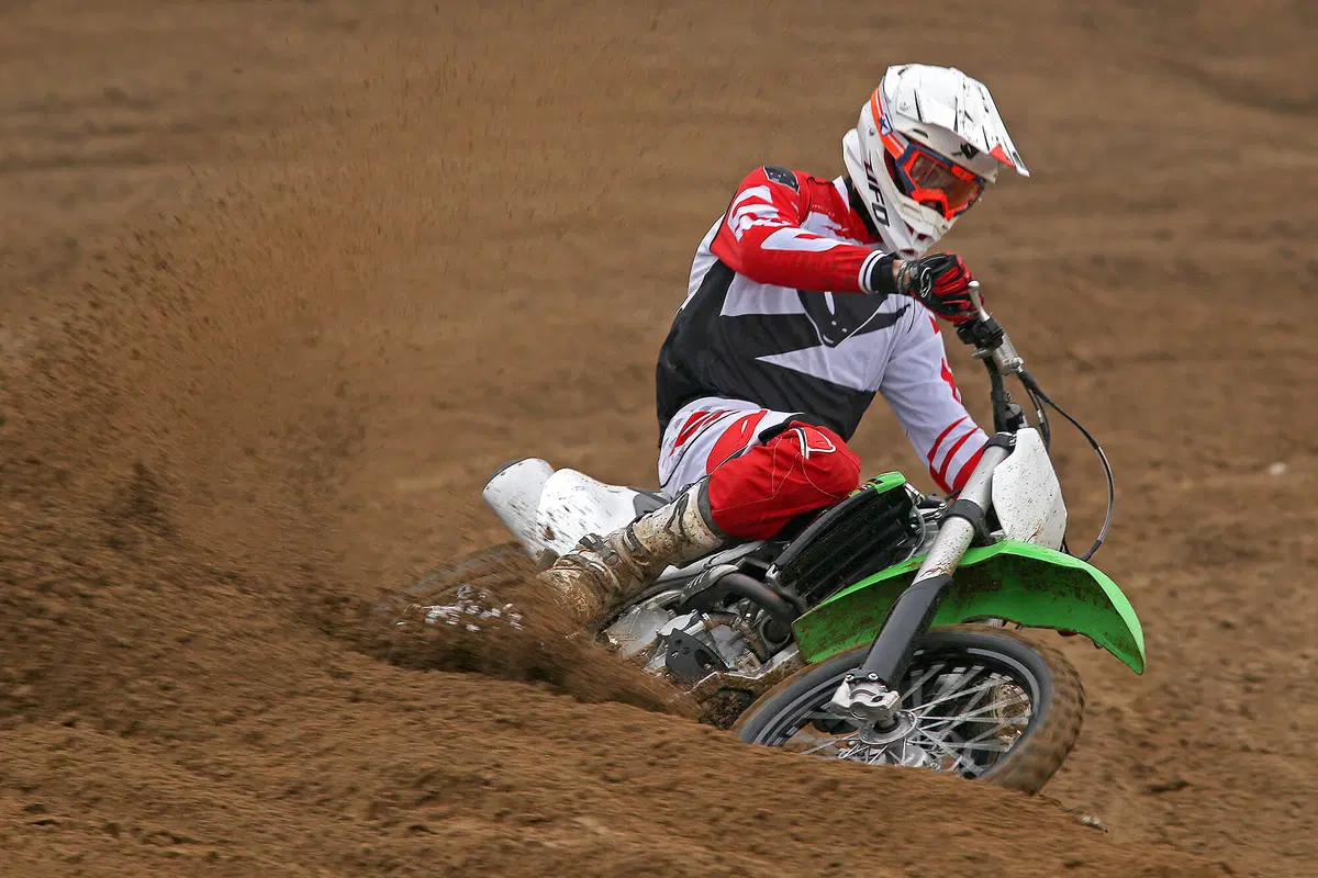 Kawasaki KX 450 F 4T 2015 (9)