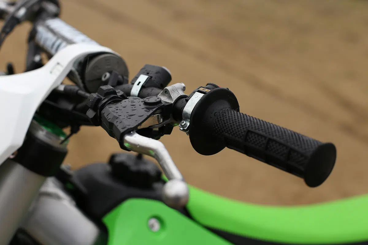 Kawasaki KX 450 F 4T 2015 (28)