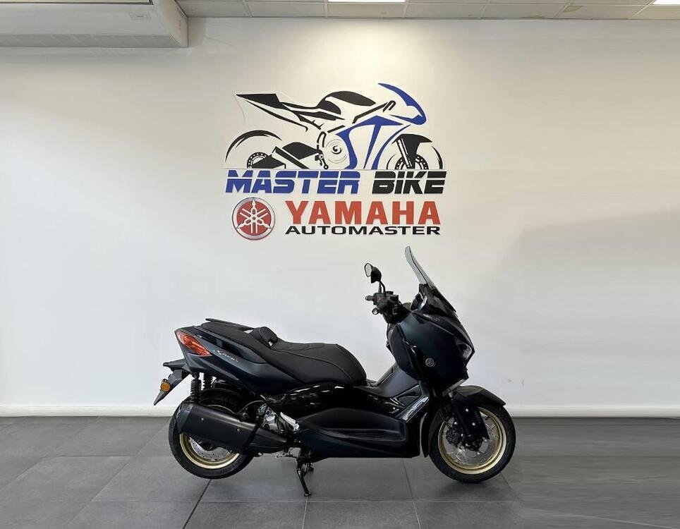 Yamaha X-Max 300 Tech Max (2021 - 24) (2)