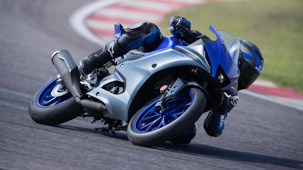 Yamaha YZF R7 (2021 - 24) (3)