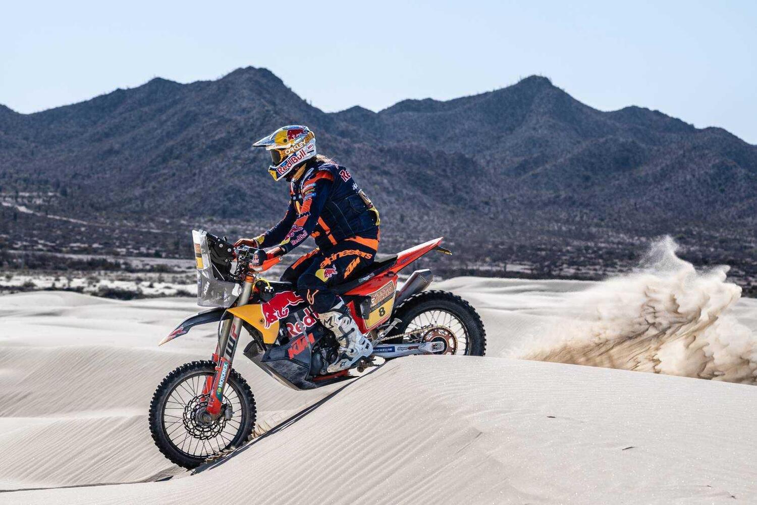 Rally-Raid. Sonora Rally D4. Sanders e Al Attiyah, Controllo Perfetto