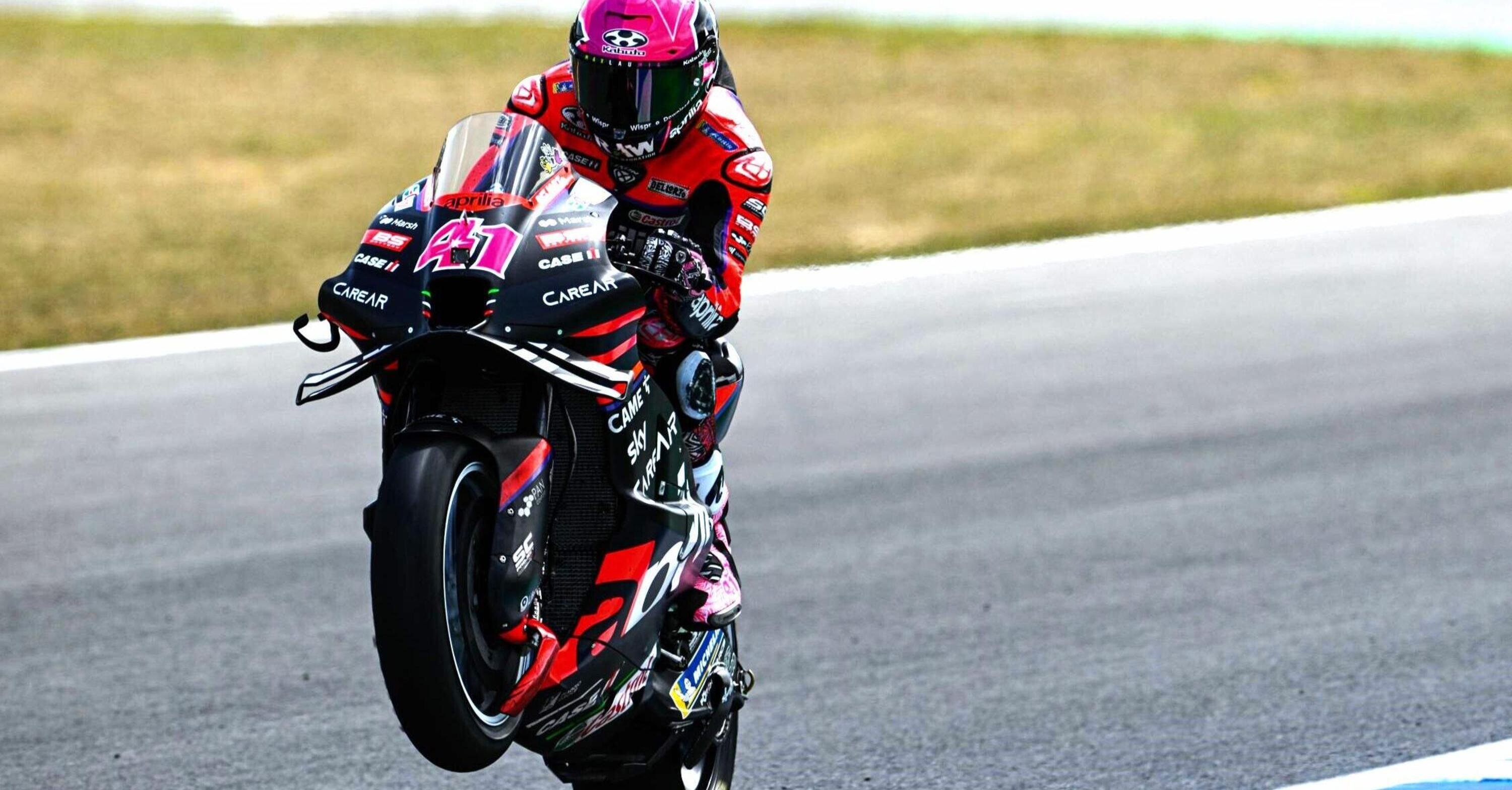 MotoGP 2023. GP di Spagna a Jerez, P2. Primo Aleix Espargaro, secondo Maverick Vinales: che Aprilia! [RISULTATI]