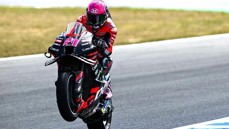 MotoGP 2023. GP di Spagna a Jerez, P2. Primo Aleix Espargaro, secondo Maverick Vinales: che Aprilia! [RISULTATI]
