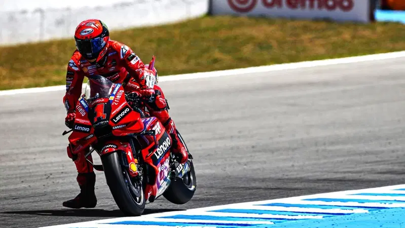 MotoGP 2023. GP di Spagna a Jerez. Pecco Bagnaia e un venerd&igrave; complicato: "&Egrave; stata abbastanza una sorpresa"