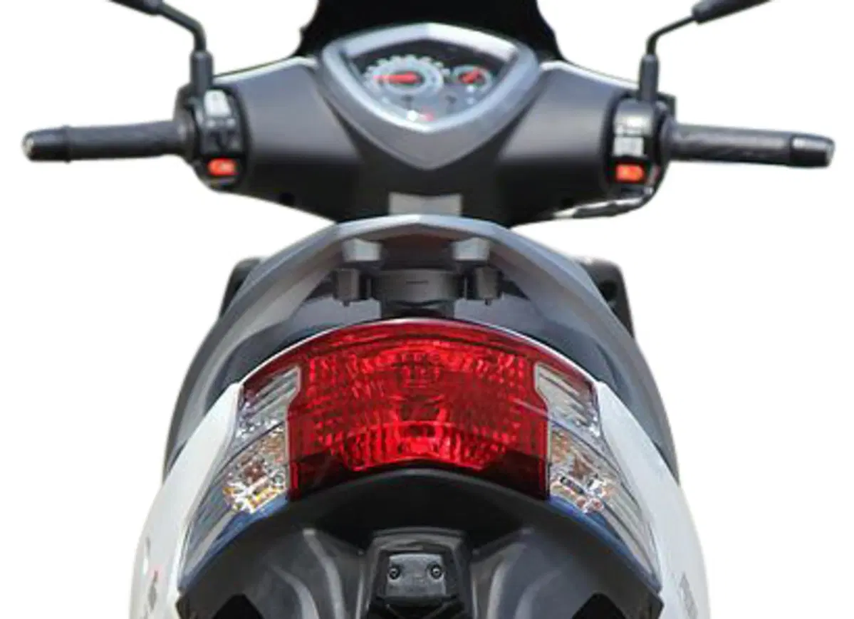 Kymco Agility 50 Agility 50 R16 + (2008 - 18) (4)