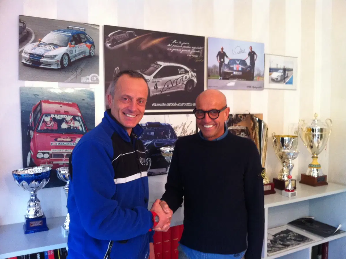 Siglata la collaborazione tra Airoh e il Team Yamaha Miglio (2)