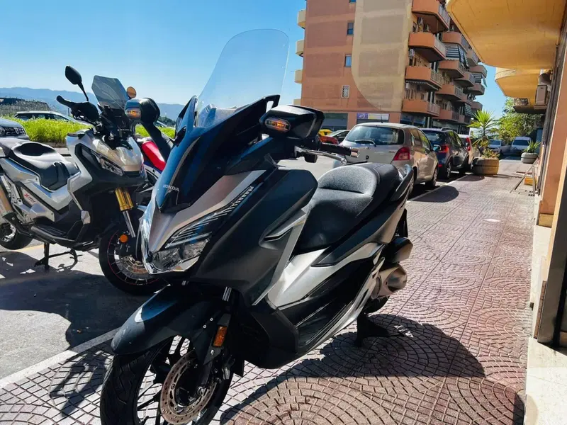 Honda Forza 300 (2019 - 20) (2)
