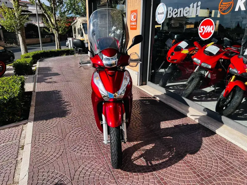 Honda SH 300 i ABS (2016 - 20) (9)