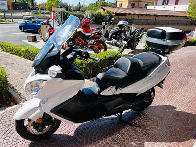 Suzuki Burgman AN 650 Executive (2017 - 20) usata