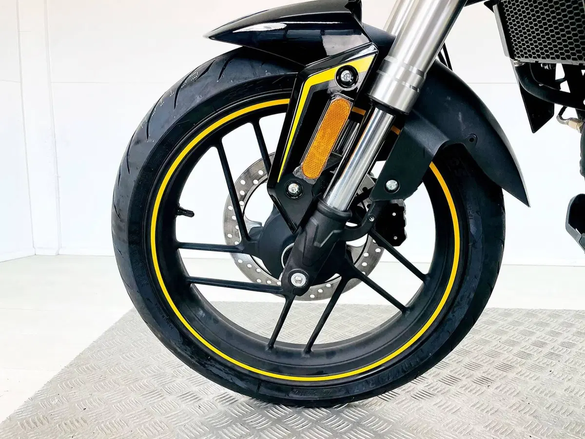 Voge Brivido 125R (2023 - 26) (13)