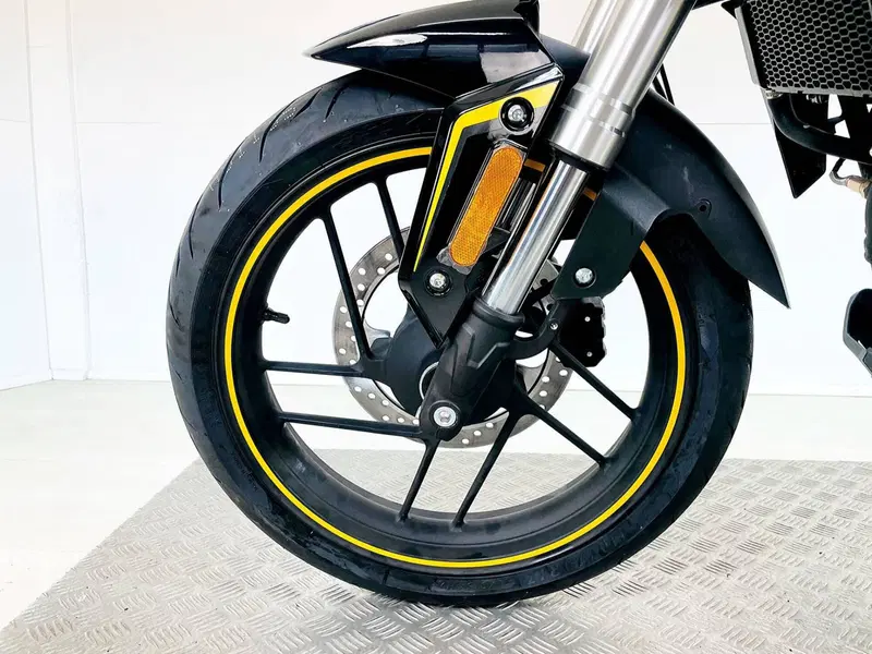 Voge Brivido 125R (2023 - 26) (13)