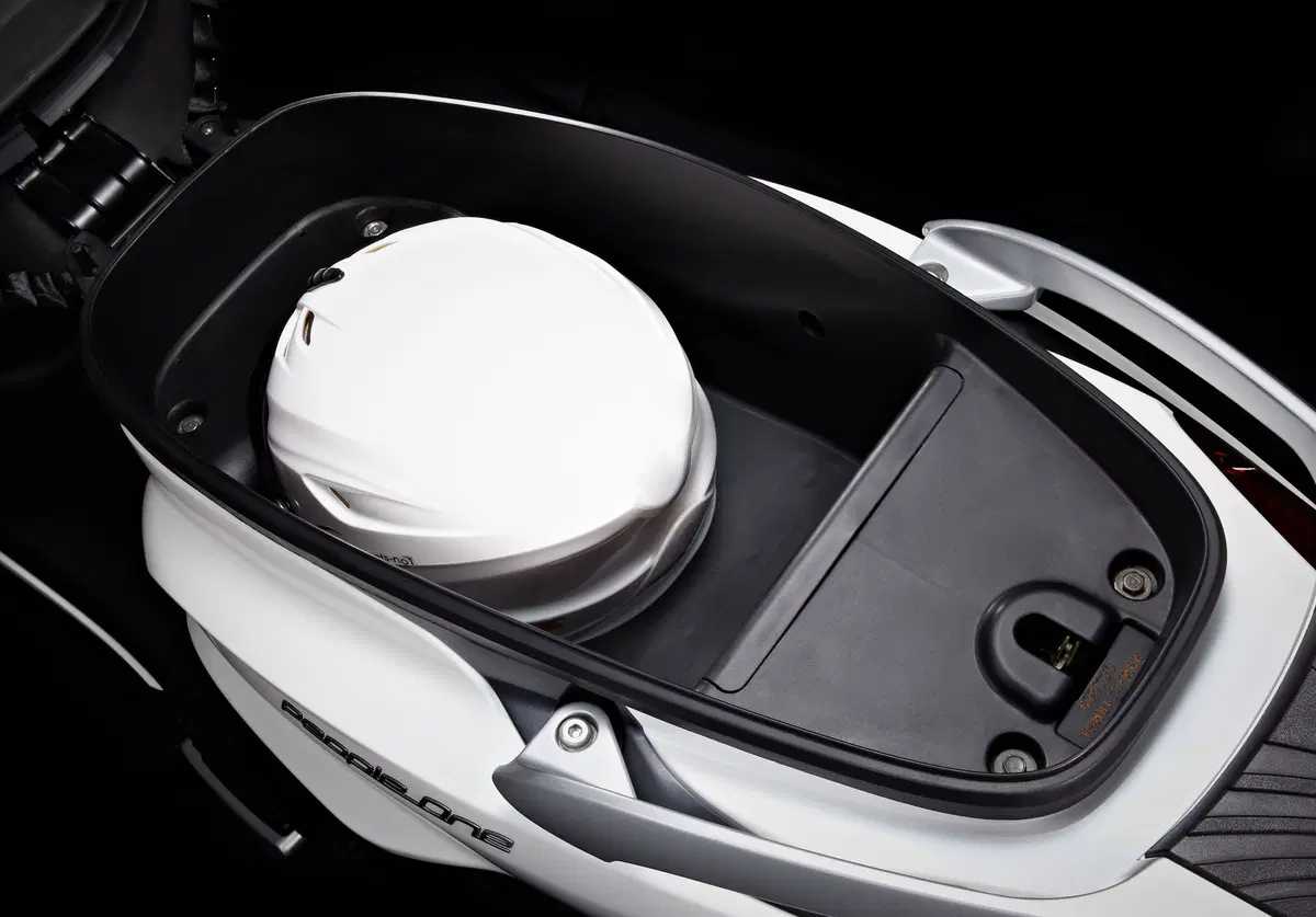 Kymco People 125 People 125i One (2014 - 16) (8)