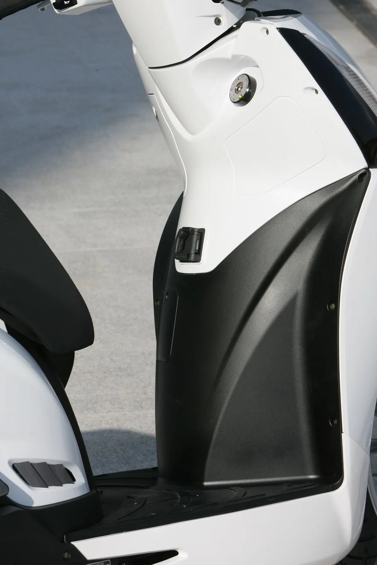 Kymco People 125 People 125i GT (2010 - 17) (10)