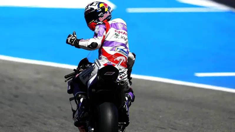 MotoGP 2023. Comunicazioni radio ai piloti anche in MotoGP? Testati due sistemi (ma riguarda la sicurezza, per ora)