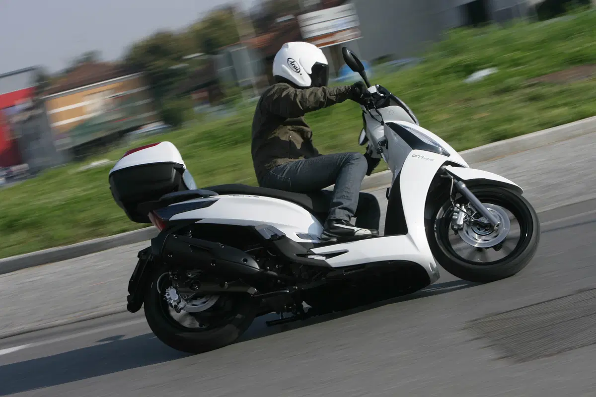 Kymco People 125 People 125i GT (2010 - 17) (20)