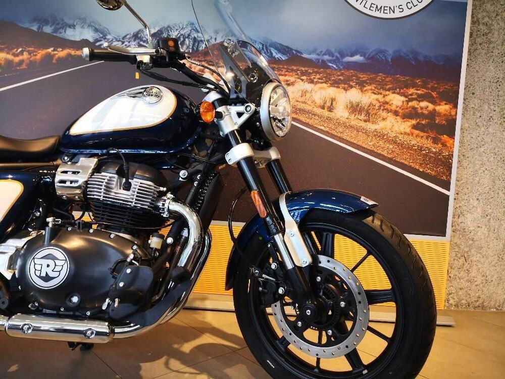 Royal Enfield Super Meteor 650 (2023 - 24) (4)