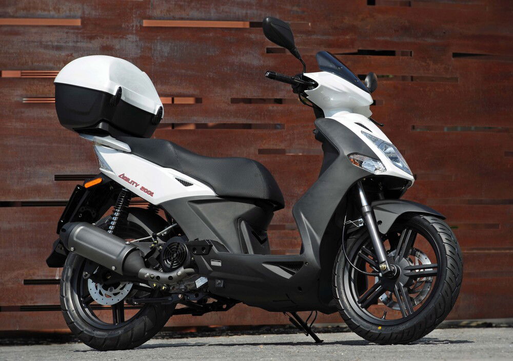 Kymco Agility 200i R16 (2008 - 16) (4)