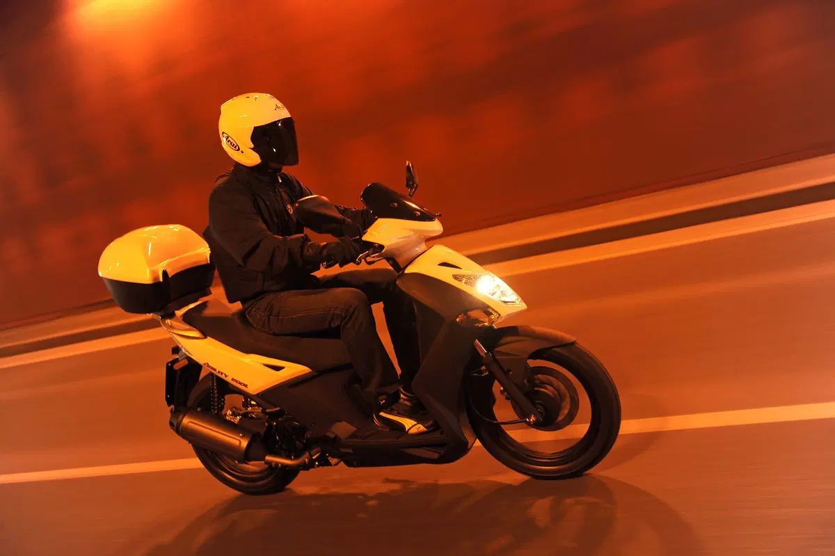 Kymco Agility 200 Agility 200i R16 (2008 - 16) (18)
