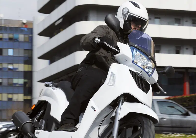 Kymco People 200 People 200i S DD (2007 - 16) (5)