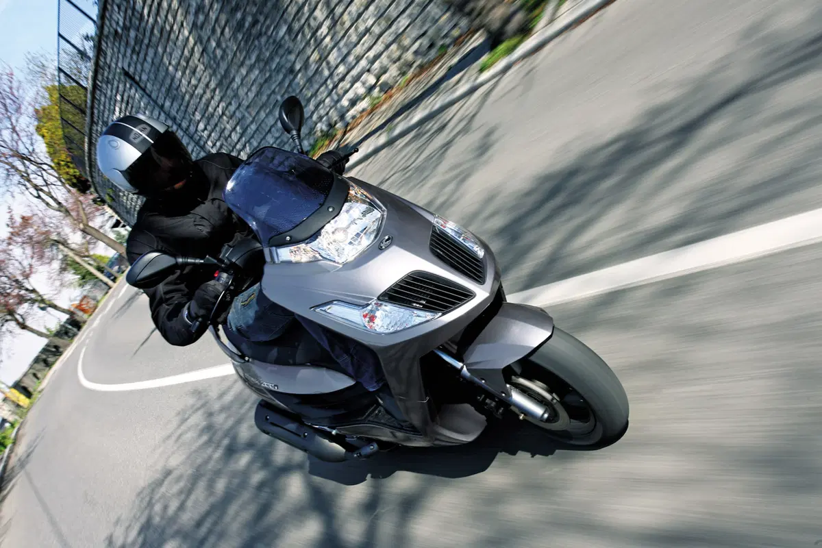 Kymco Dink 200 Dink 200i DD (2007 - 17) (3)