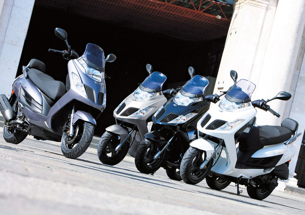 Kymco Dink 200i DD (2007 - 17) (2)