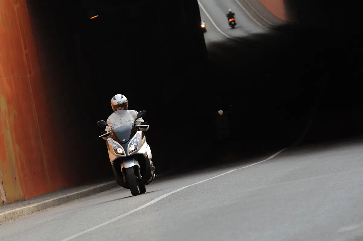 Kymco Downtown 200i Downtown 200i (2009 - 16) (7)