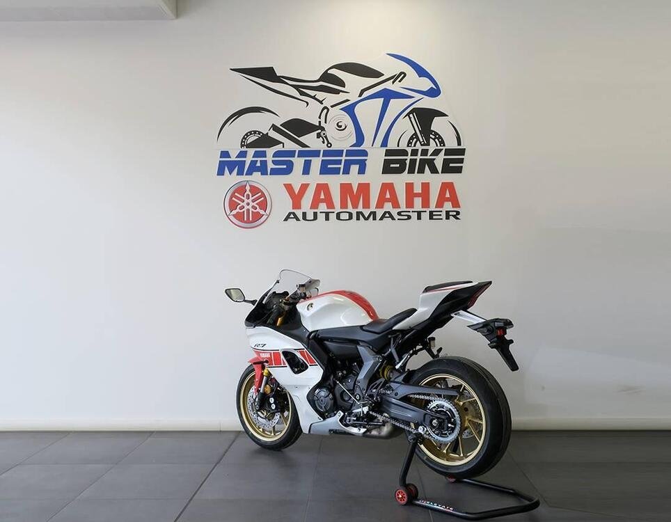 Yamaha YZF R7 World GP 60th Anniversary (2022 - 23) (5)