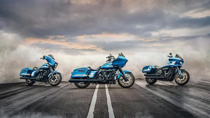 Harley-Davidson presenta le Enthusiast Fast Johnnie e la Electra Glide Highway King
