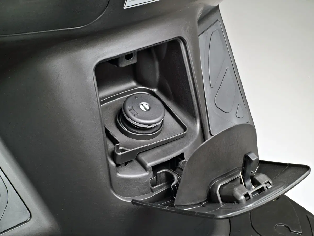 Kymco G-Dink 300 G-Dink 300i (2011 - 17) (8)
