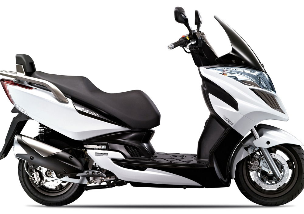 Kymco G-Dink 300i (2011 - 17) (4)