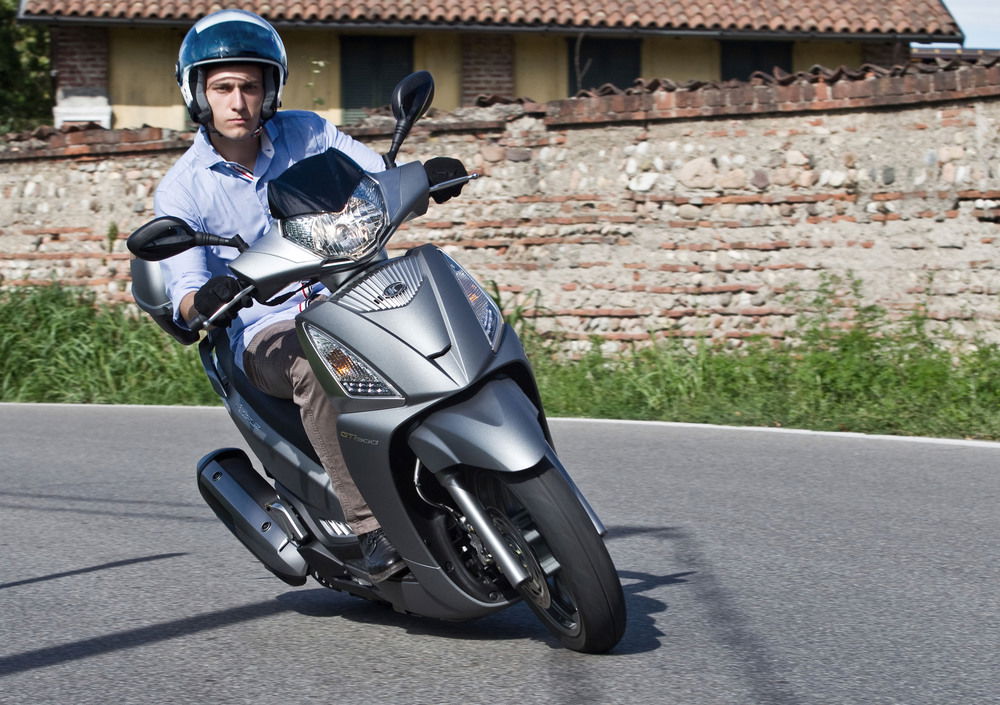 Kymco People 300i GT (2010 - 17) (5)