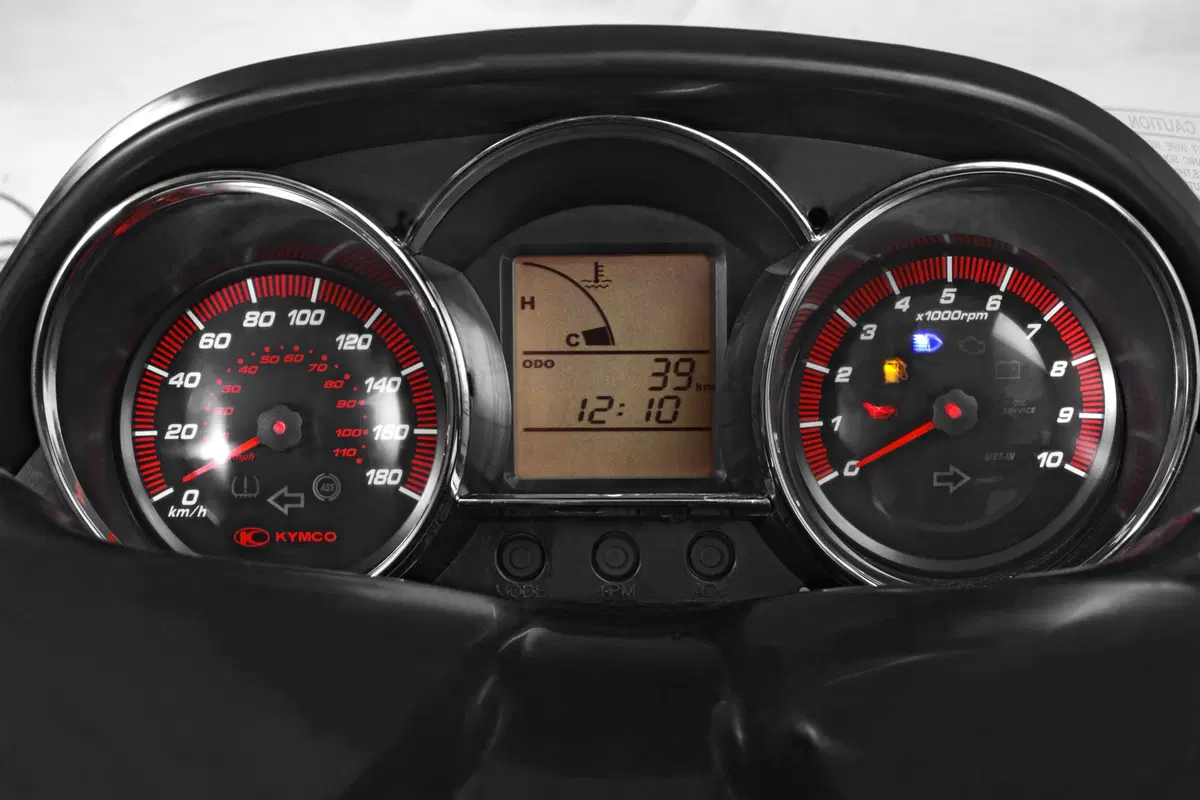 Kymco Downtown 300i Downtown 300i (2009 - 17) (11)