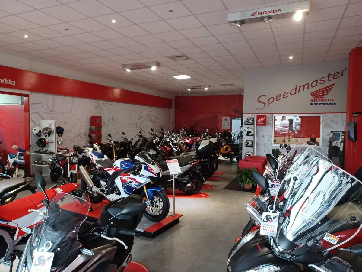 Speedmaster Arezzo: 10 anni di passione con Honda  (2)