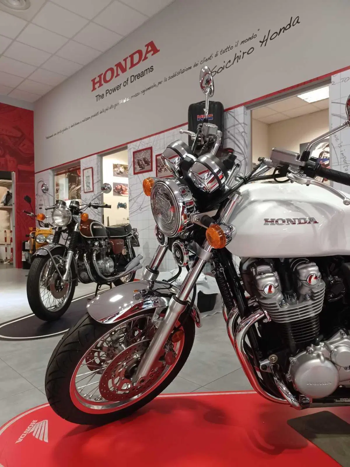Speedmaster Arezzo: 10 anni di passione con Honda  (3)
