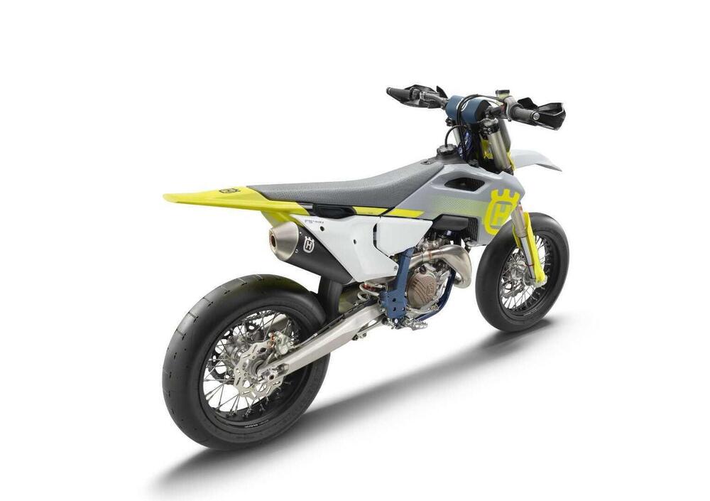 Husqvarna FS 450 (2024) (3)