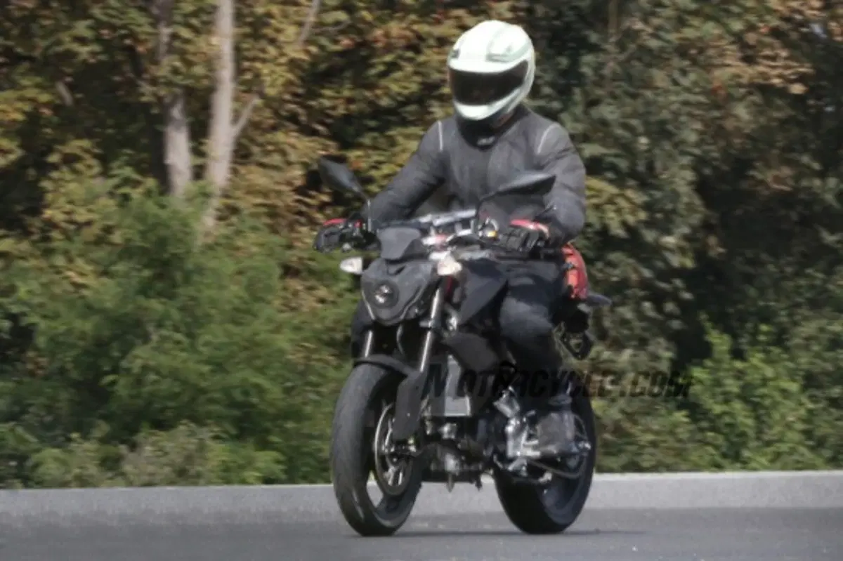 Spiata la prima BMW di piccola cilindrata (2)