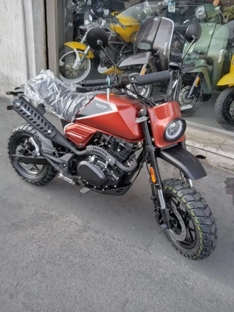 Brixton Motorcycles Crossfire 125 XS (2021 - 26) (4)
