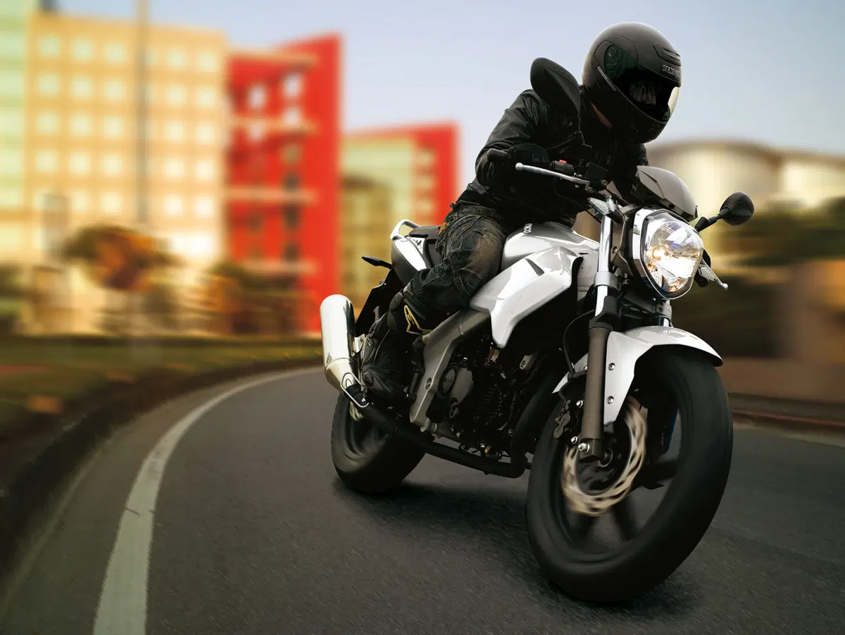Kymco Quannon 125 Quannon 125 Naked (2010 - 17) (12)