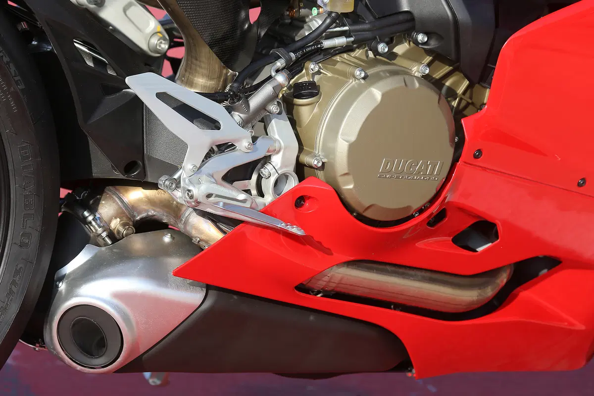 Ducati Panigale 1299S (18)