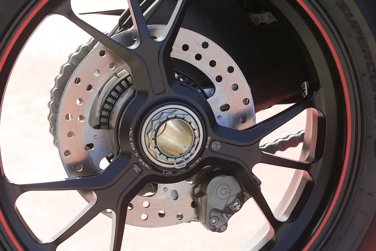 Ducati Panigale 1299S (25)