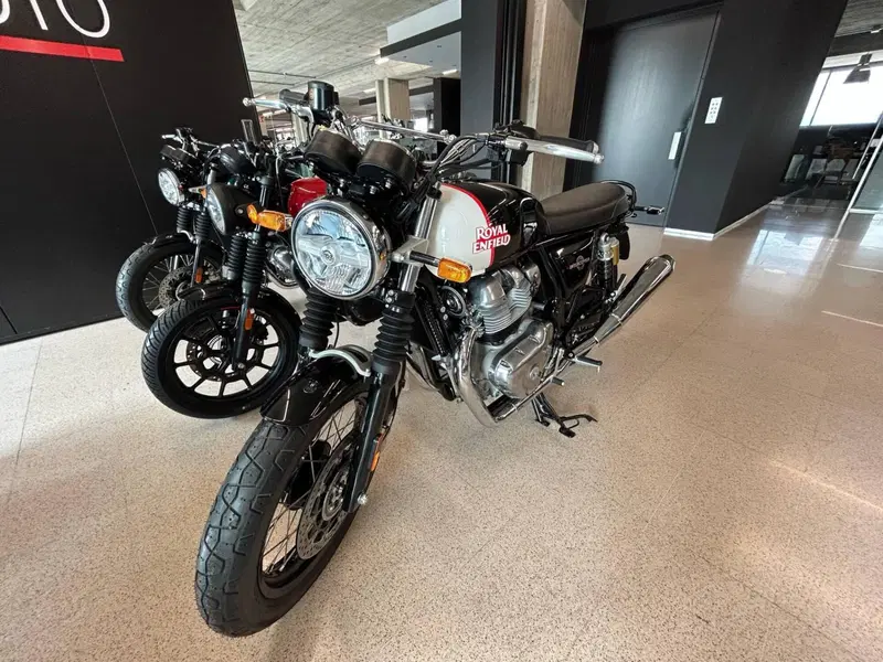Royal Enfield Interceptor 650 (2021 - 26) (2)