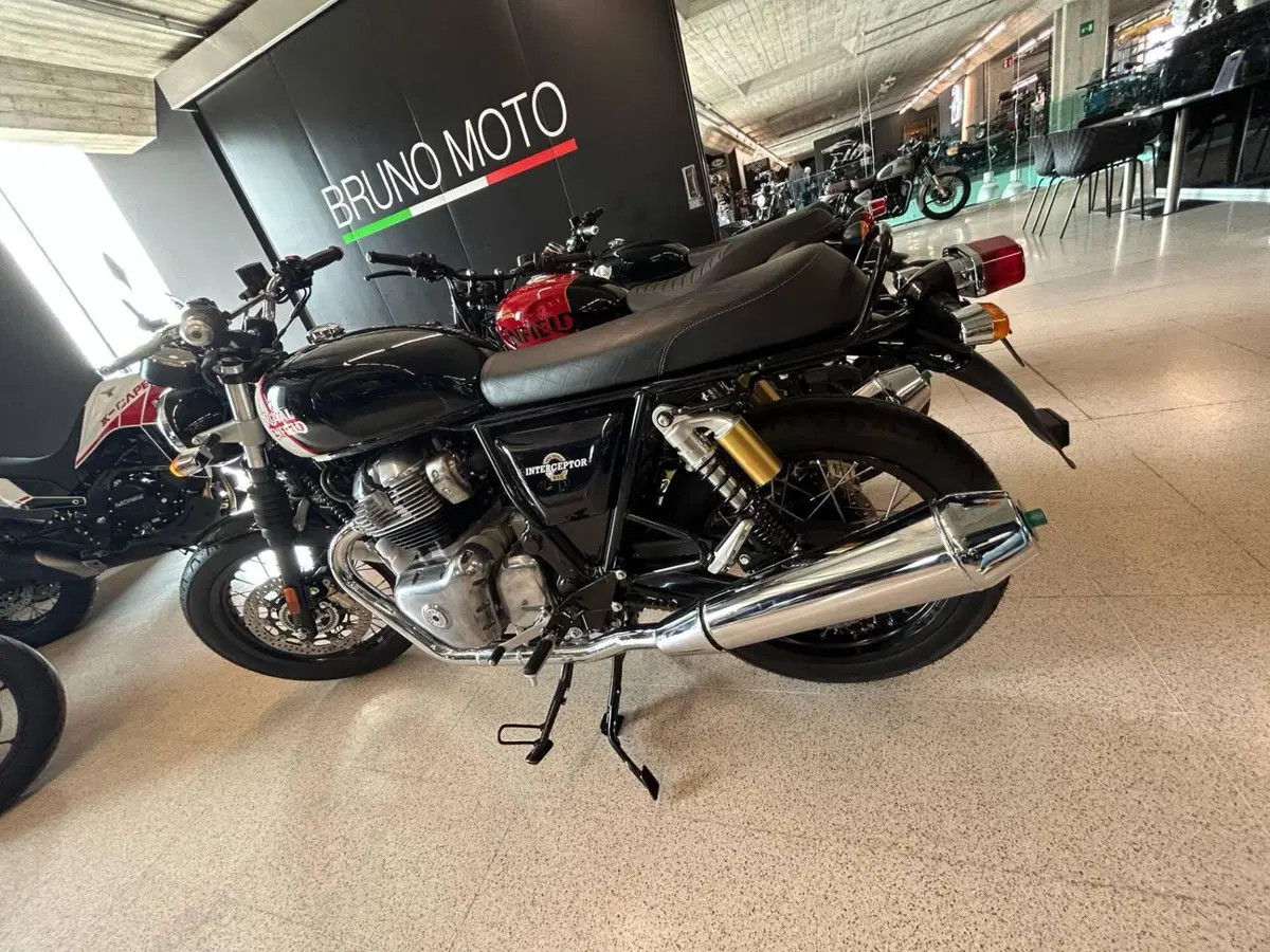 Royal Enfield Interceptor 650 (2021 - 26) (5)